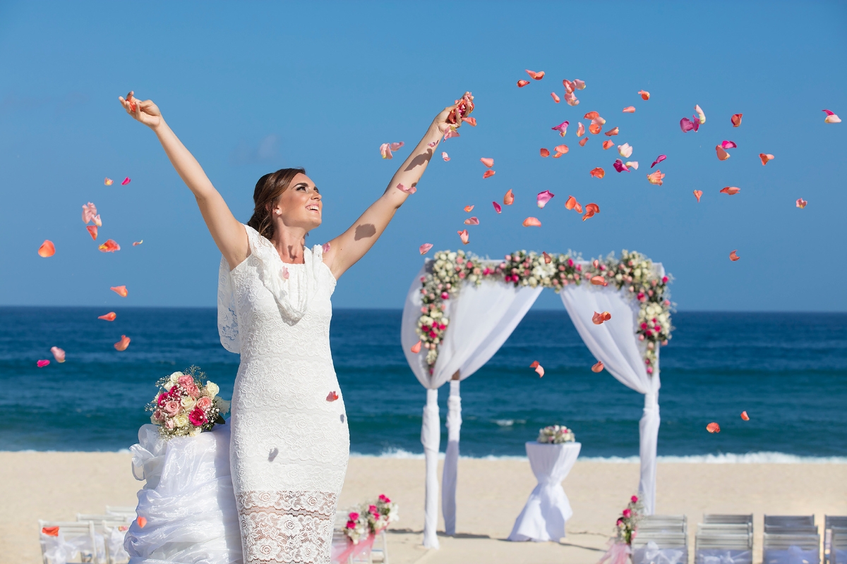 KRYSTALGRANDLOSCABOS_WEDDING_the bride